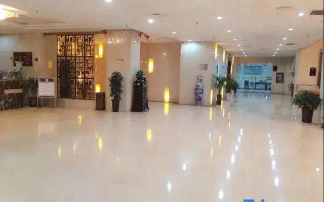 Zhongyuan International Hotel