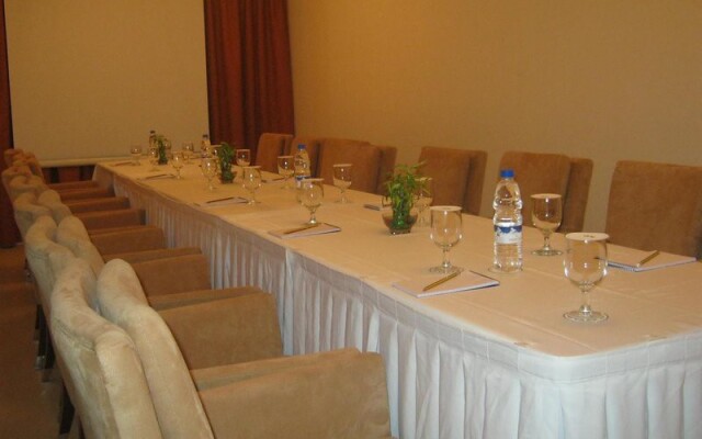 Tulip Inn Royal Suites Ajman