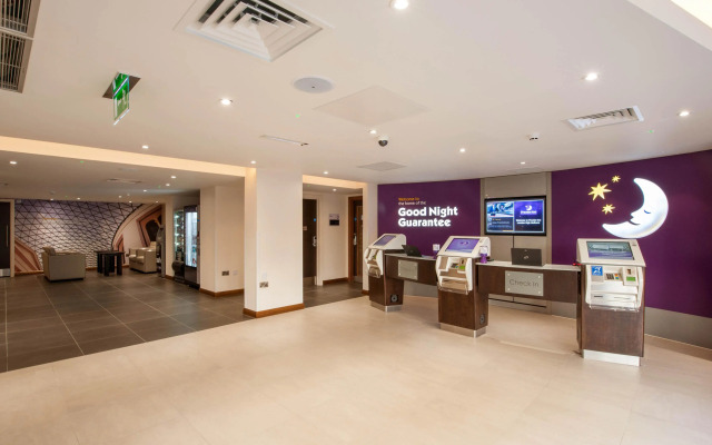 Premier Inn London Holborn Hotel