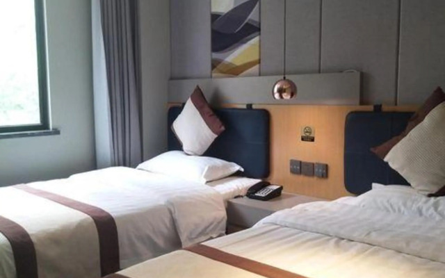 Weigong Hotel(Beijing Weigongcun)
