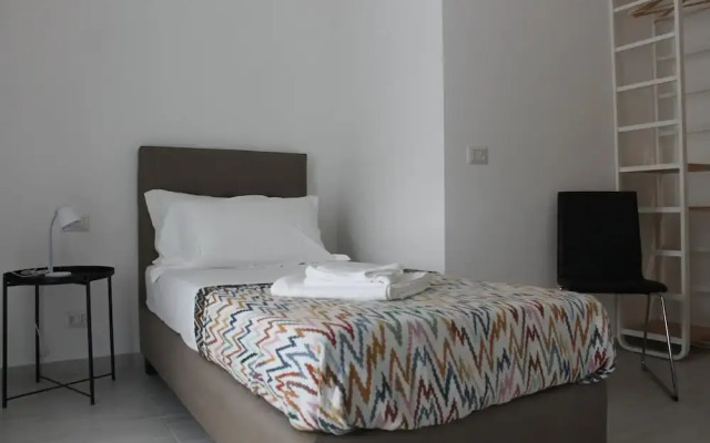 Destefano Central Apartment with Balcony