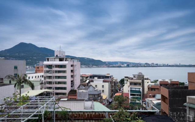 Taipei Travelers International Hostel