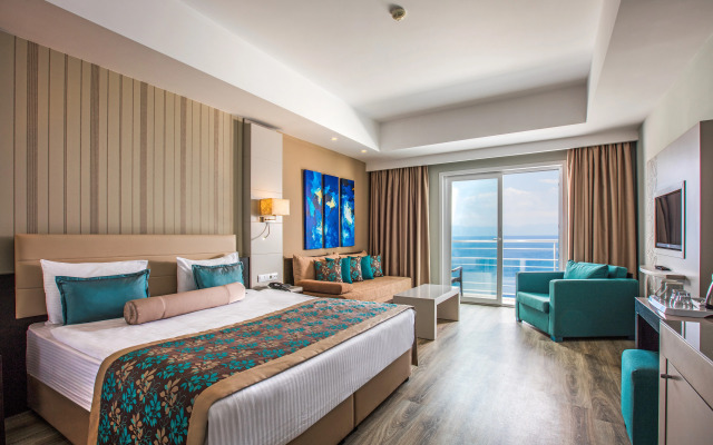 Aria Claros Beach & Spa Resort – All Inclusive