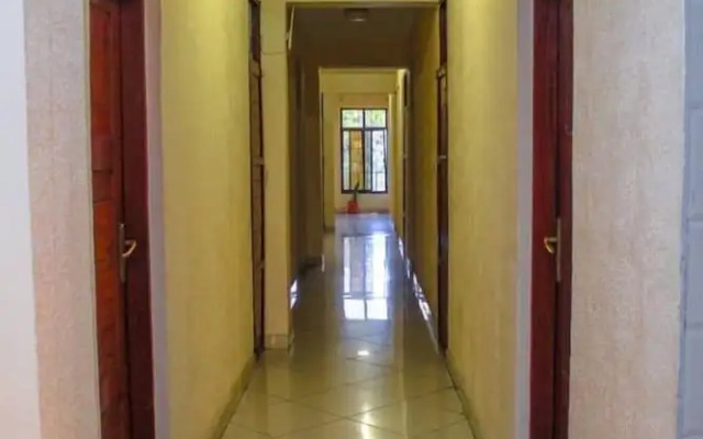 Land Mark Hotel