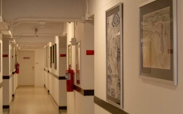 The 168 Gallery Residence