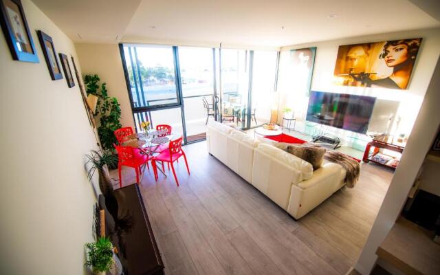 Modern, Clean, Luxury at the Right Price.....
