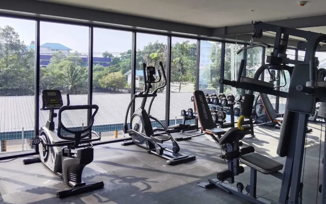 Central Hill View B901A Shopping & Relax