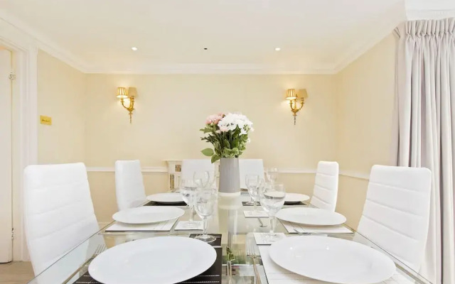 Knightsbridge - Hyde Park Private House