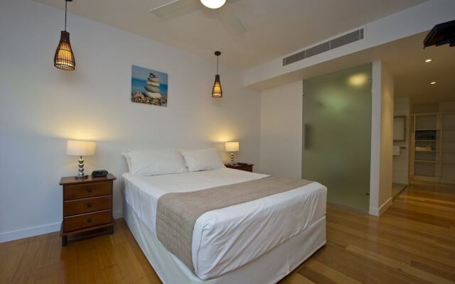 Maggies Beachfront Apt. 9