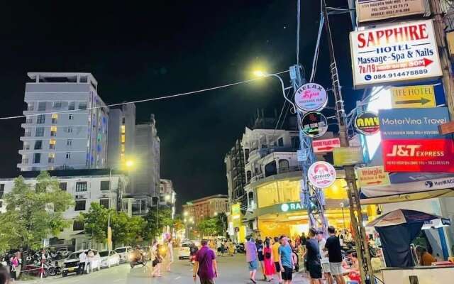 Sapphire Hotel Hue