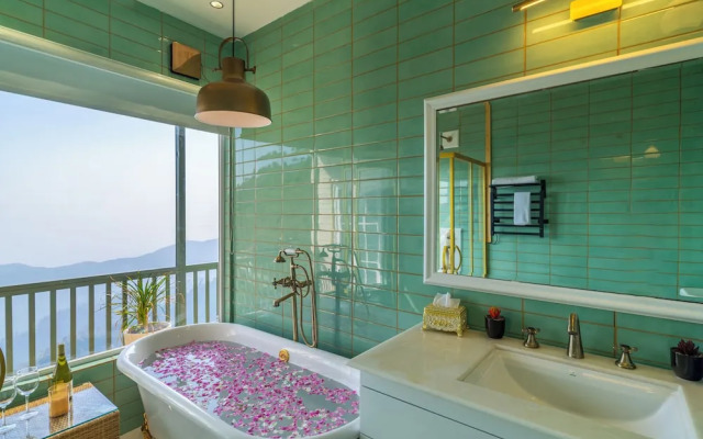 The English Country House