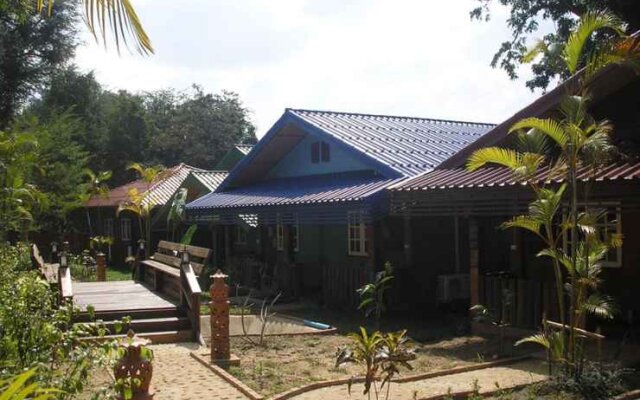 Tamarind Grand Resort Mae Sariang