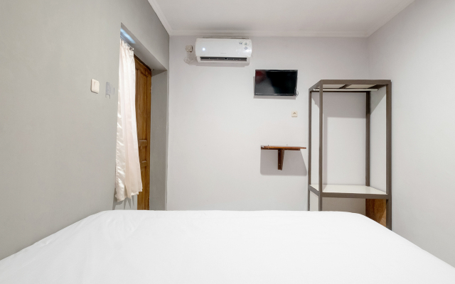 OYO 2669 Crown Residence