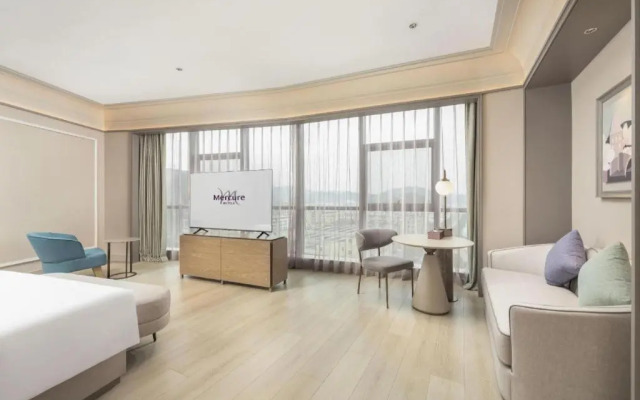 Vienna Hotel Dongguan Song Flower Lake