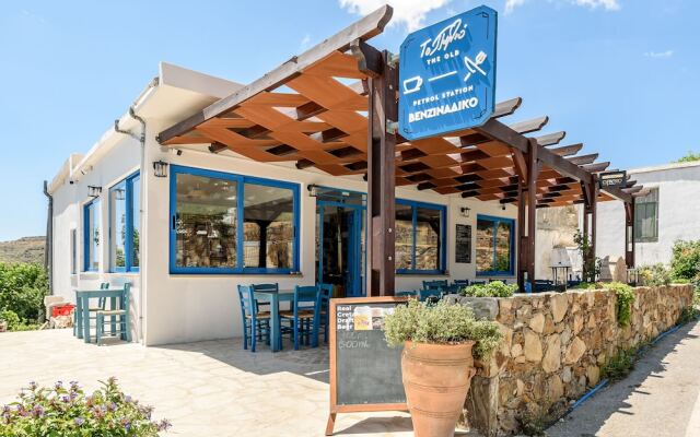 Minos Country Living Apartments