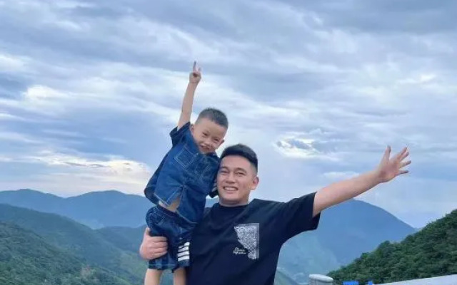 Xiaowa's family wild luxury party group building parent-child homestay