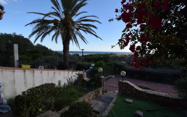 Casa Martina With Sea View In Tanaunella