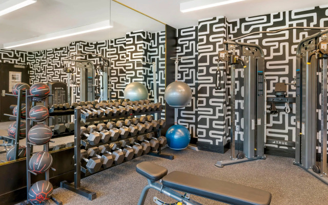 Cambria Hotel Detroit Downtown