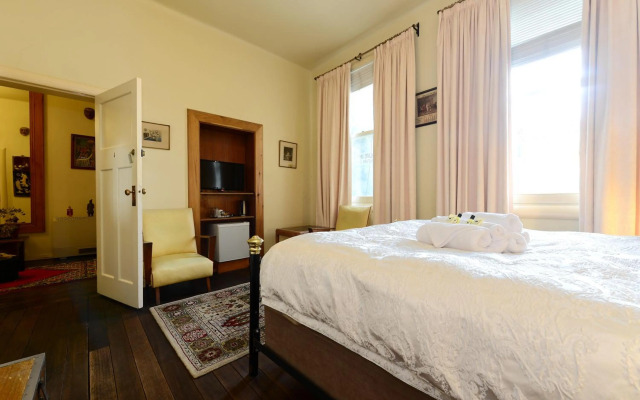 Edinburgh Gallery Bed & Breakfast
