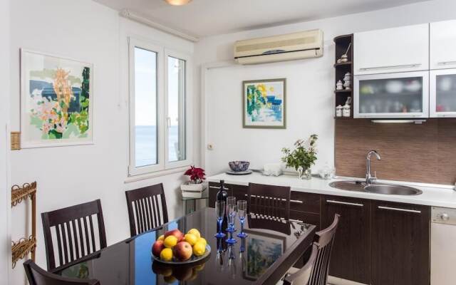 Sea View Apartments - Leo