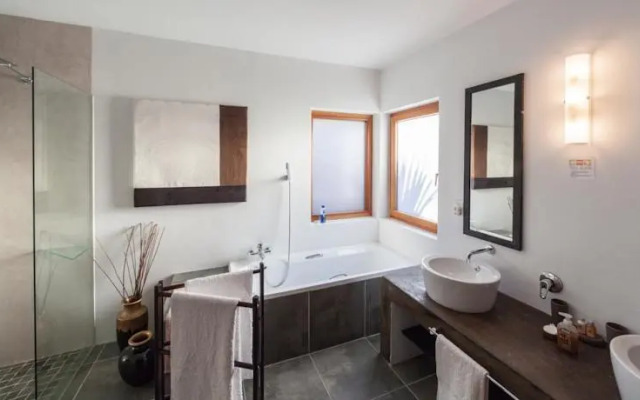 Afri Zola Guesthouse