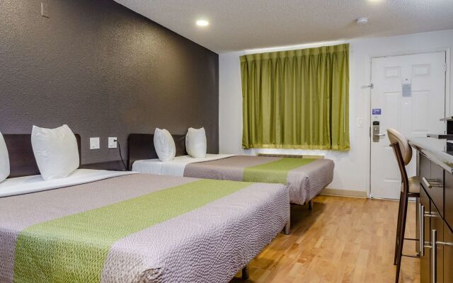 Studio 6 Fresno Ca- Yosemite Highway