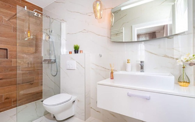 Villa in Zaton With Swimming Pool