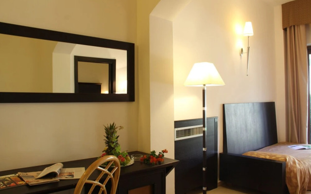 TH Le Castella - Baia degli Dei Village