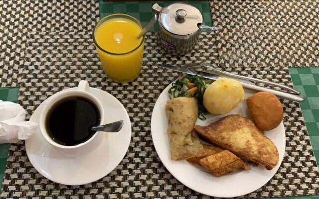 The Grand Villa Hotel