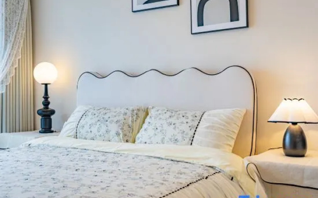 Shiyi Apartment – Guest Rooms – Shenzhen