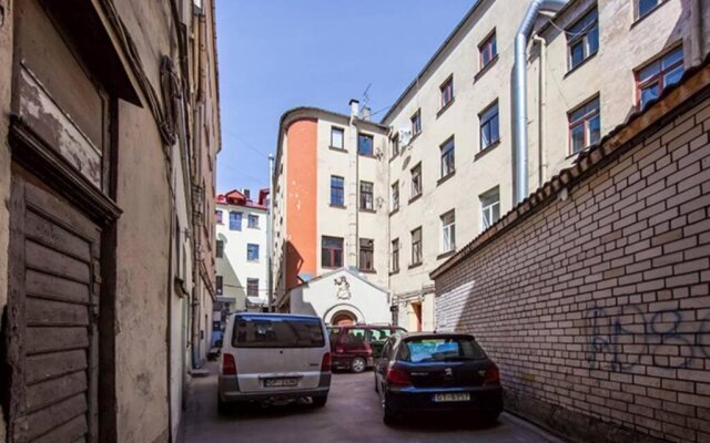 Modern & Spacious 80m2 Apartment in Riga Old Town