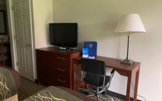 Days Inn by Wyndham Austintown