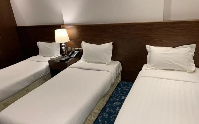 Zaha Al Munawara Hotel