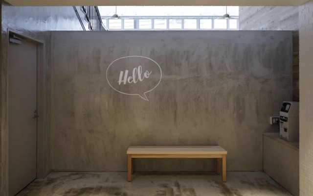 Ark Blue Hotel - Hostel