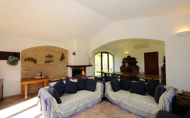 Agriturismo La Torriola