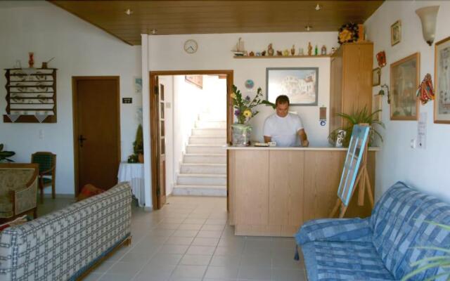 Kiriakos Studios Apartments