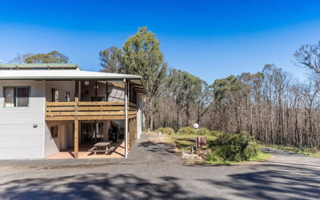 Yaraandoo Family Area Rooms