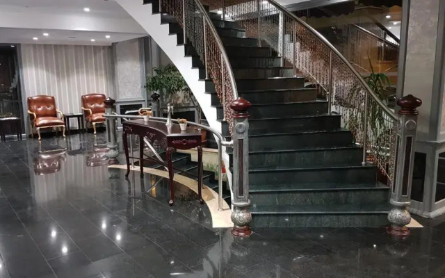 Funda Hotel