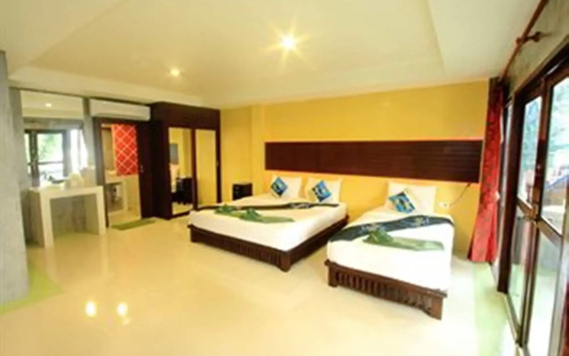 Tharathip Resort