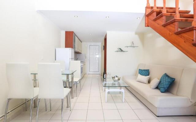Tranquil Apartments by Corfuescapes