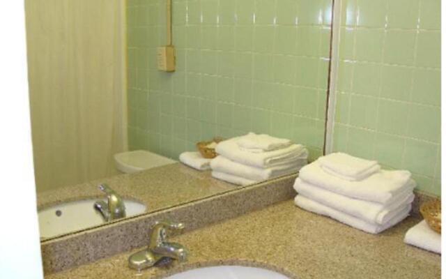 Red Carpet Inn North Syracuse