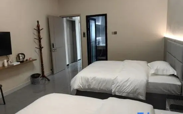 Honghui Homestay (Border City Chatong Scenic Area)