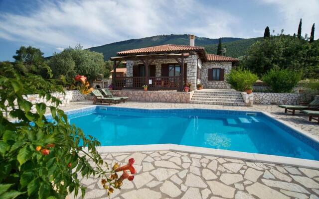 Villa Koutsoypia Stone House