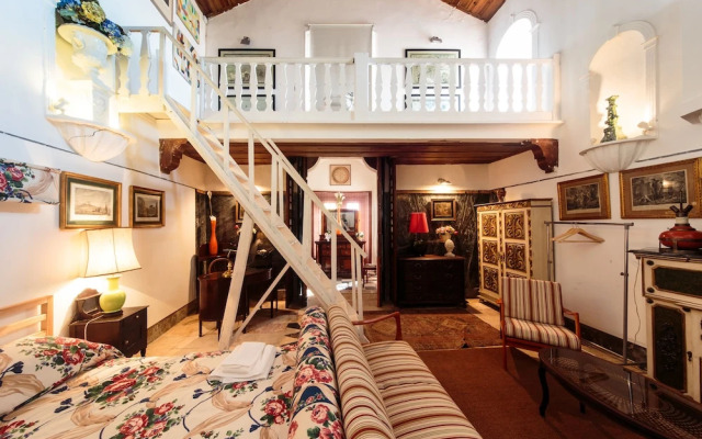 Shepinetree - Capela House