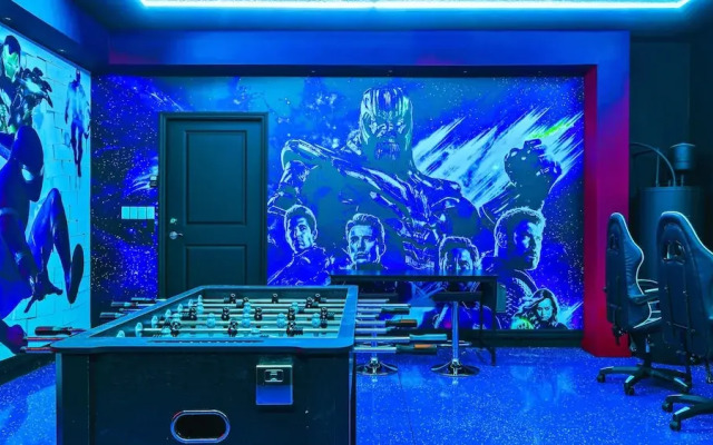 Fancy Game Theater 10br Villa W/pool/spa Disney