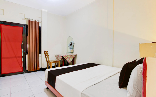 Hotel O Kd House – Guest Rooms – Semarang