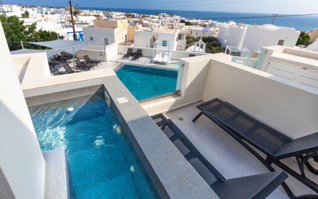 Mar n Mar Crown Hotel and Suites