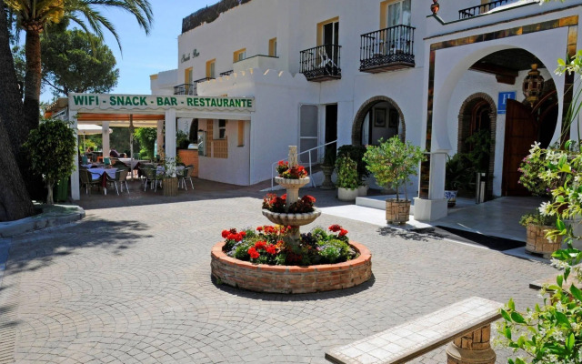 Nerja Club by Dorobe Hotels