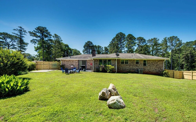 Stonecrest Family Home: Close to Panola Mountain!