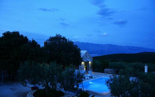 Tonka - with pool - H(4+2)